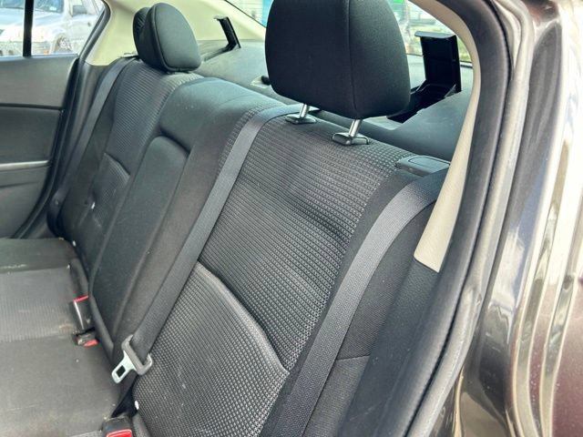 Used 2013 MAZDA MAZDA3 i Touring FWD image 8