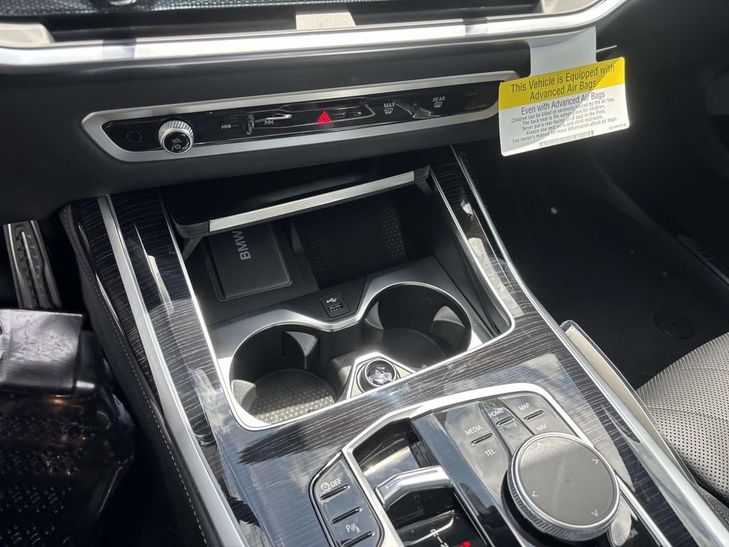 New 2026 BMW X7 xDrive40i w/ M Sport Package image 22