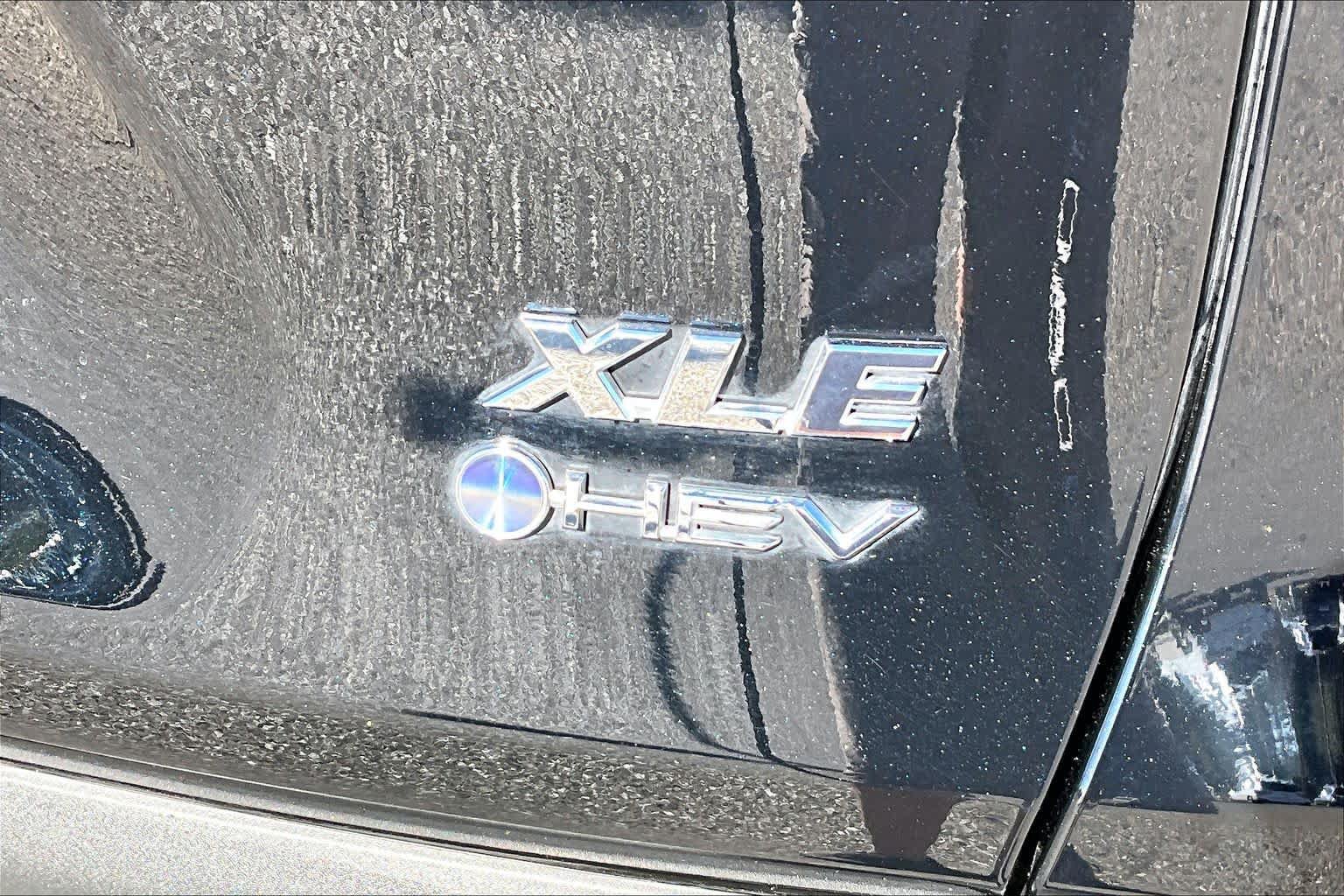 Certified 2025 Toyota RAV4 XLE AWD/4WD image 9