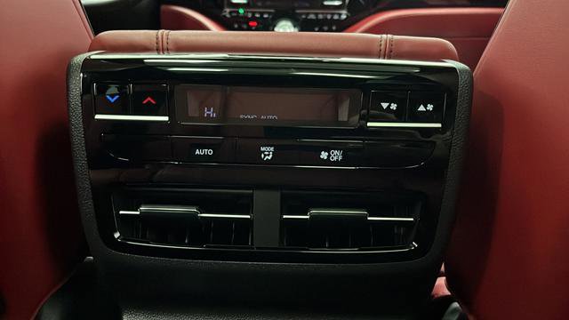 Used 2025 Acura MDX A-Spec AWD/4WD image 37