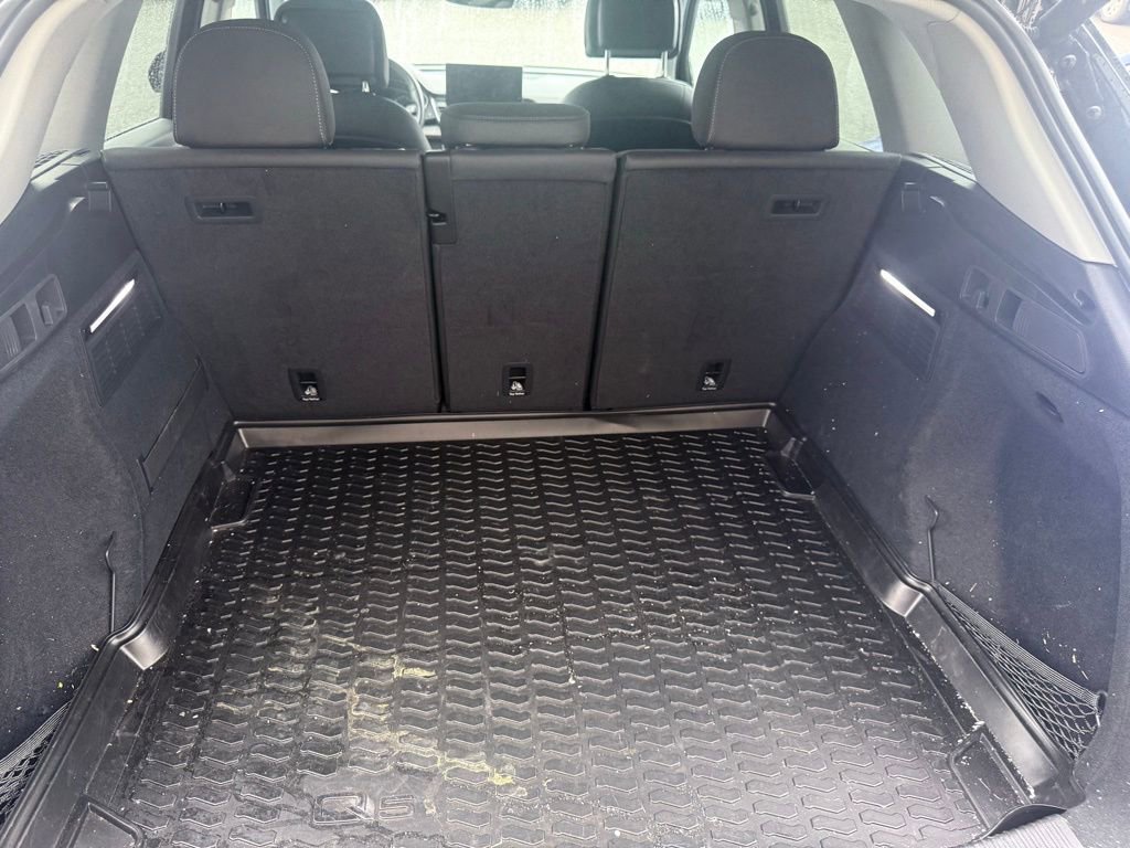 Used 2022 Audi Q5 2.0T Premium w/ Convenience Package image 18