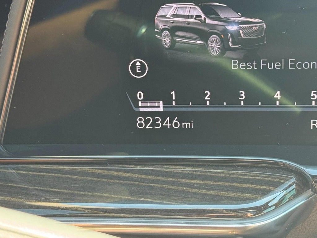 Used 2021 Cadillac Escalade ESV Premium Luxury AWD/4WD image 30