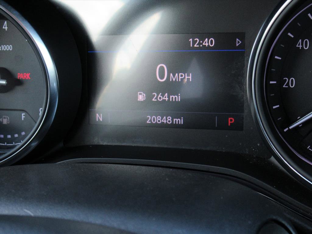 Used 2023 Buick Encore GX Essence w/ Experience Buick Package image 31