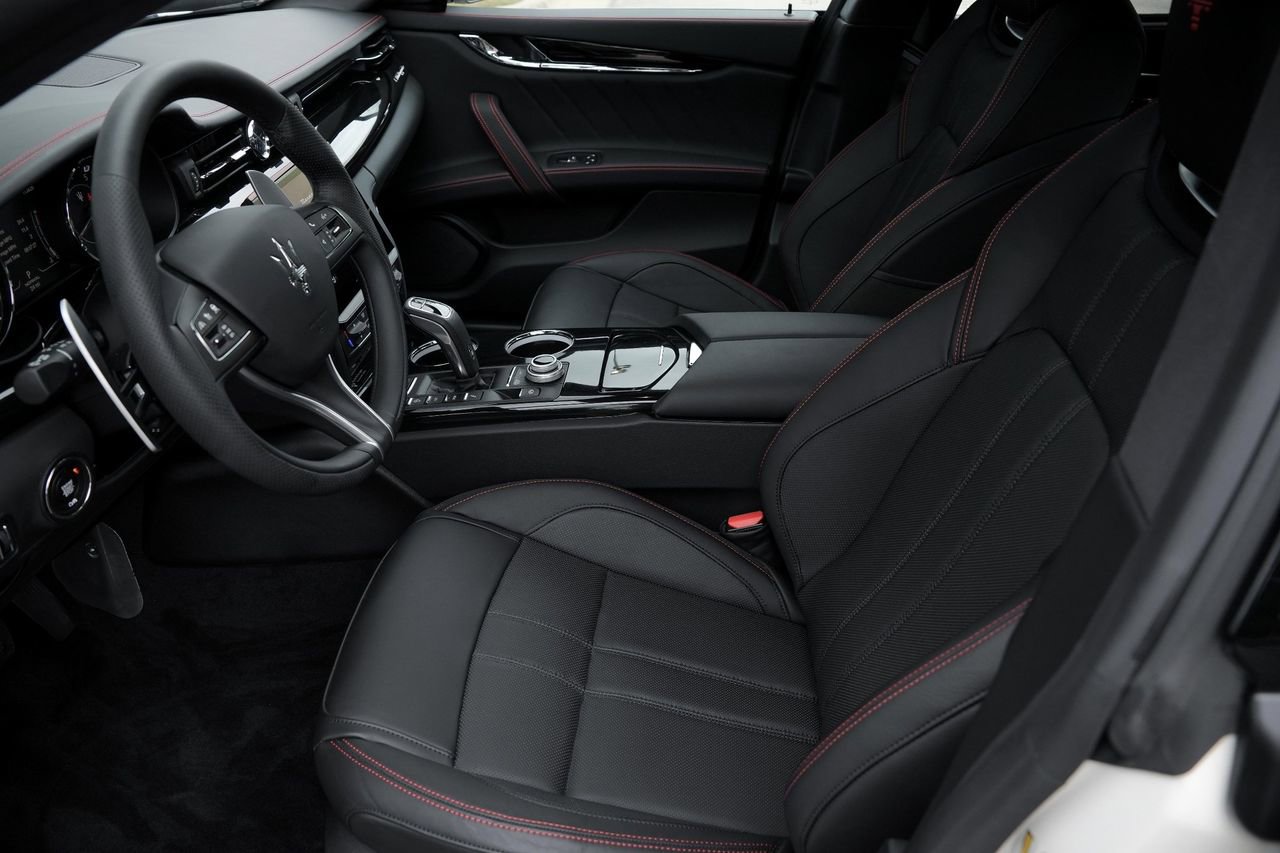 Certified 2024 Maserati Quattroporte Modena Ultima Q4 image 10