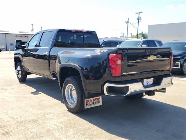 New 2026 Chevrolet Silverado 3500 LTZ w/ LTZ Texas Edition image 5