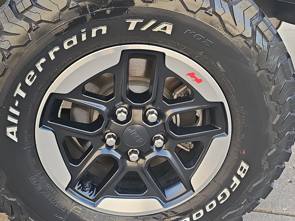Used 2020 Jeep Wrangler Unlimited Rubicon AWD/4WD image 32