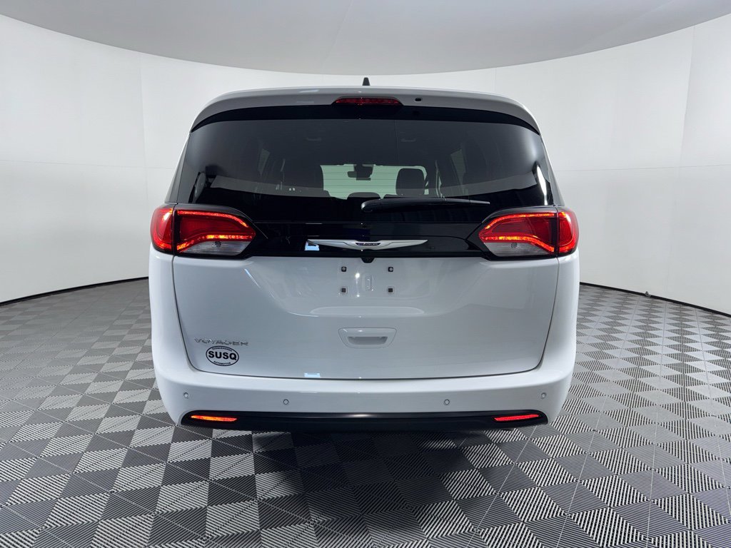 New 2026 Chrysler Voyager LX FWD image 11