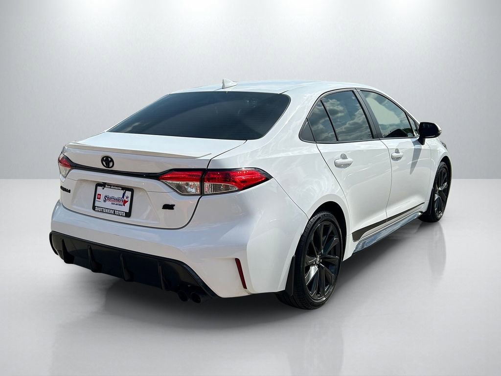 Used 2024 Toyota Corolla SE FWD image 5