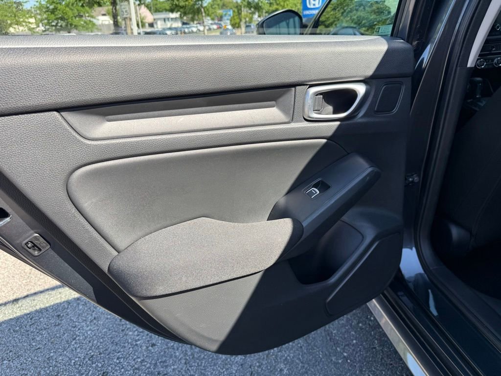 Used 2023 Honda Civic LX image 14