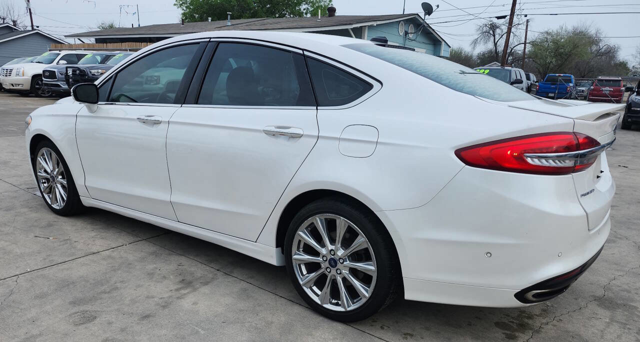 Used 2019 Ford Fusion SE AWD/4WD image 4