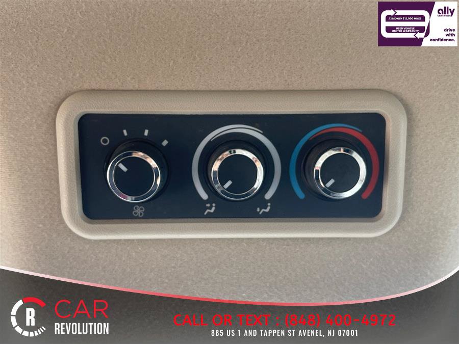 Used 2023 Chevrolet Express 3500 LS RWD image 16