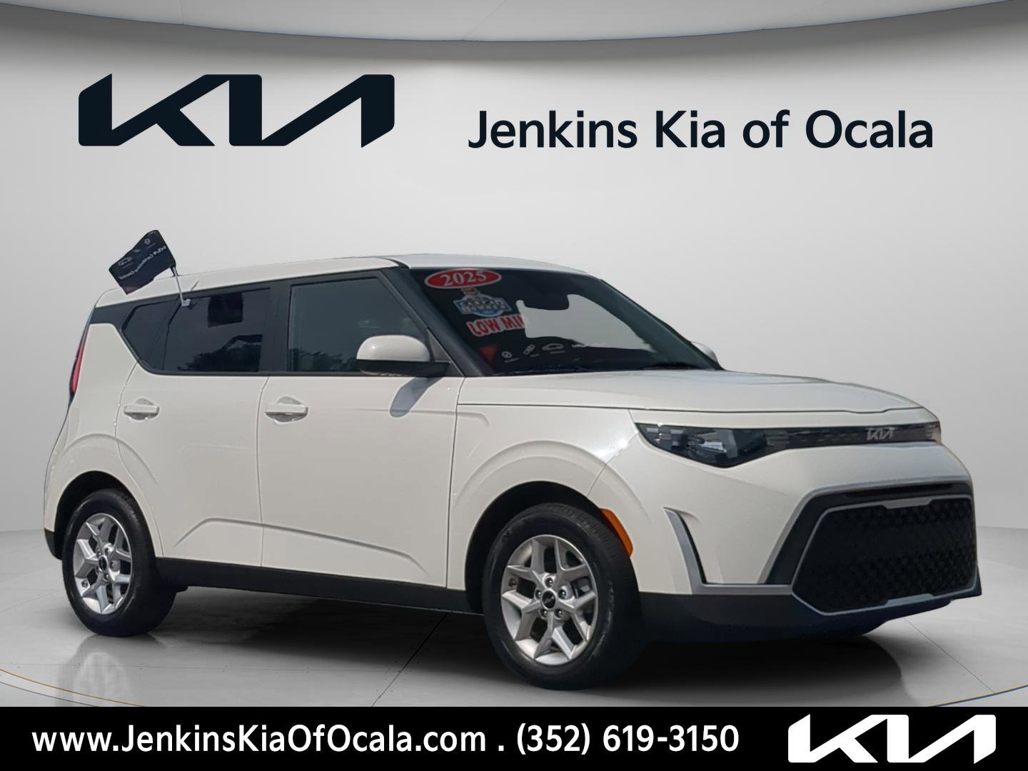 Certified 2025 Kia Soul LX