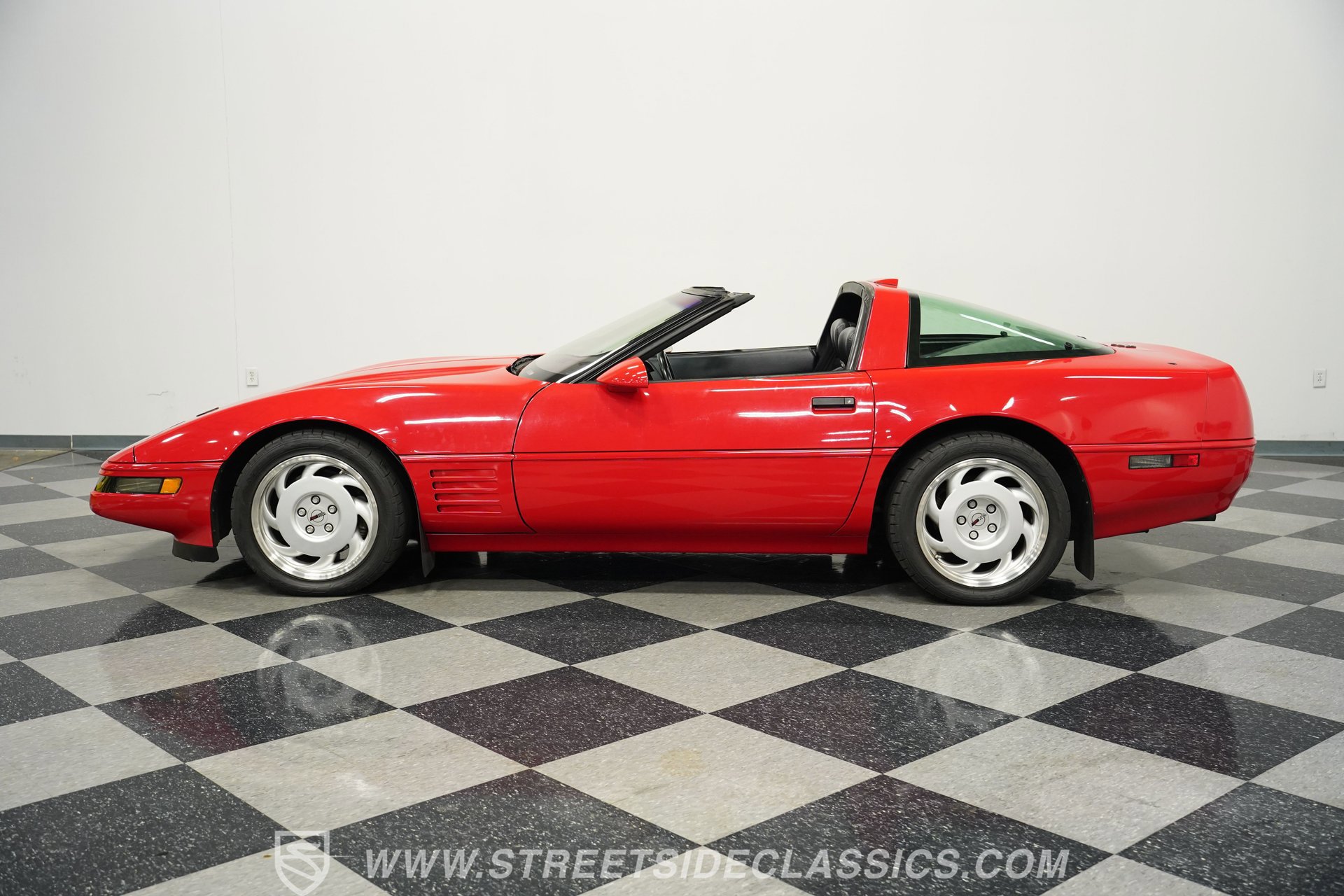 Used 1991 Chevrolet Corvette ZR-1 image 7