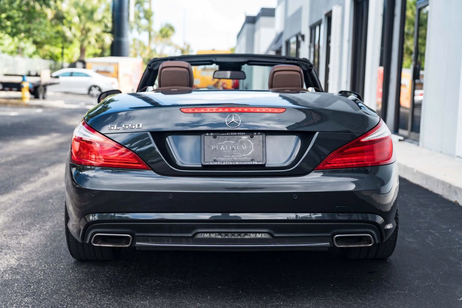 Used 2015 Mercedes-Benz SL 550 image 8