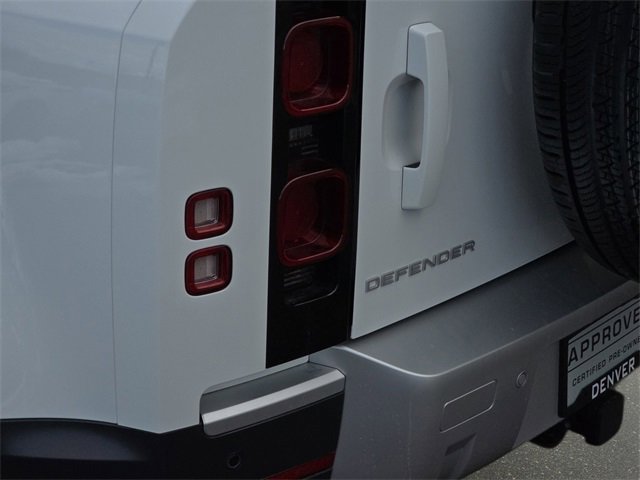 Used 2025 Land Rover Defender 110 S image 35