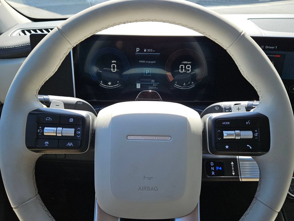 Used 2025 Hyundai Santa Fe SEL FWD image 20