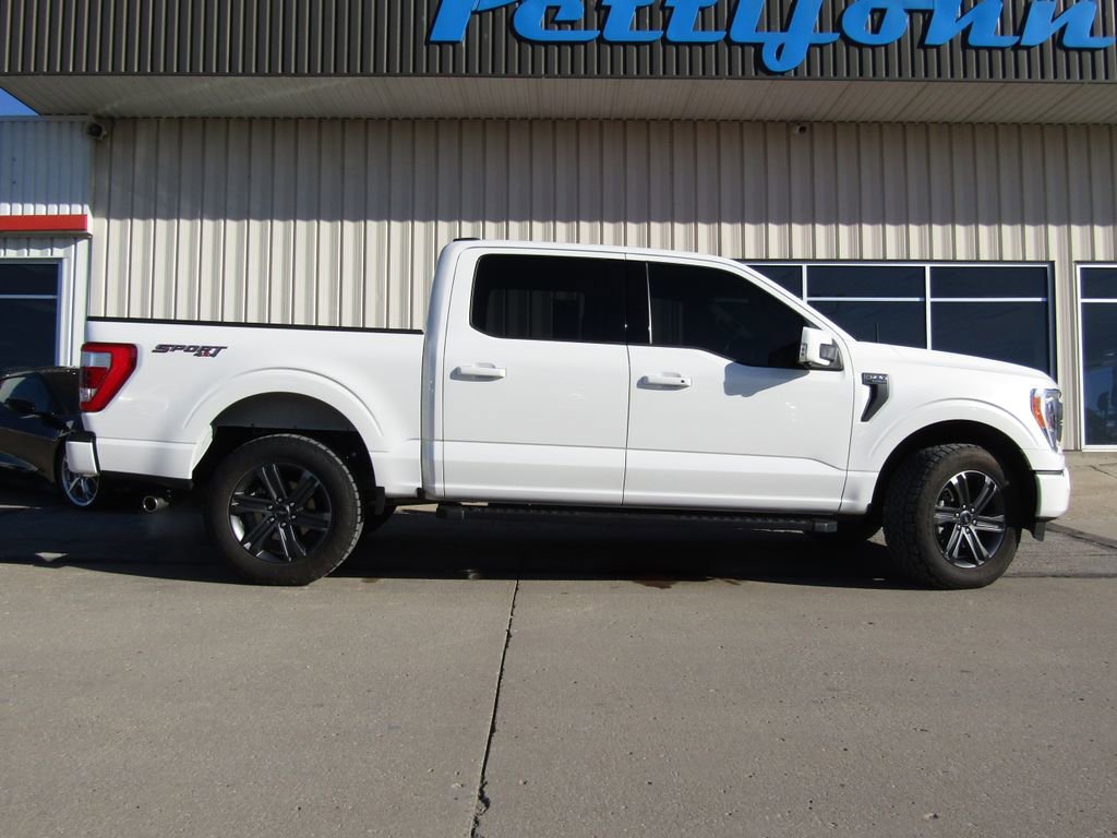 Used 2023 Ford F150 Lariat image 2