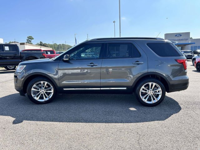 Certified 2019 Ford Explorer XLT w/ Equipment Group 202A FWD image 32