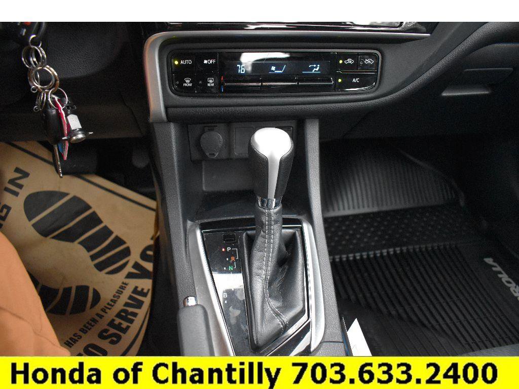 Used 2019 Toyota Corolla LE FWD image 16