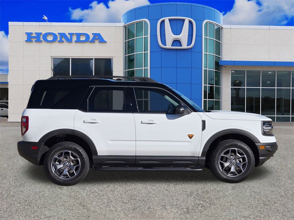 Used 2024 Ford Bronco Sport Badlands w/ Premium Package image 2