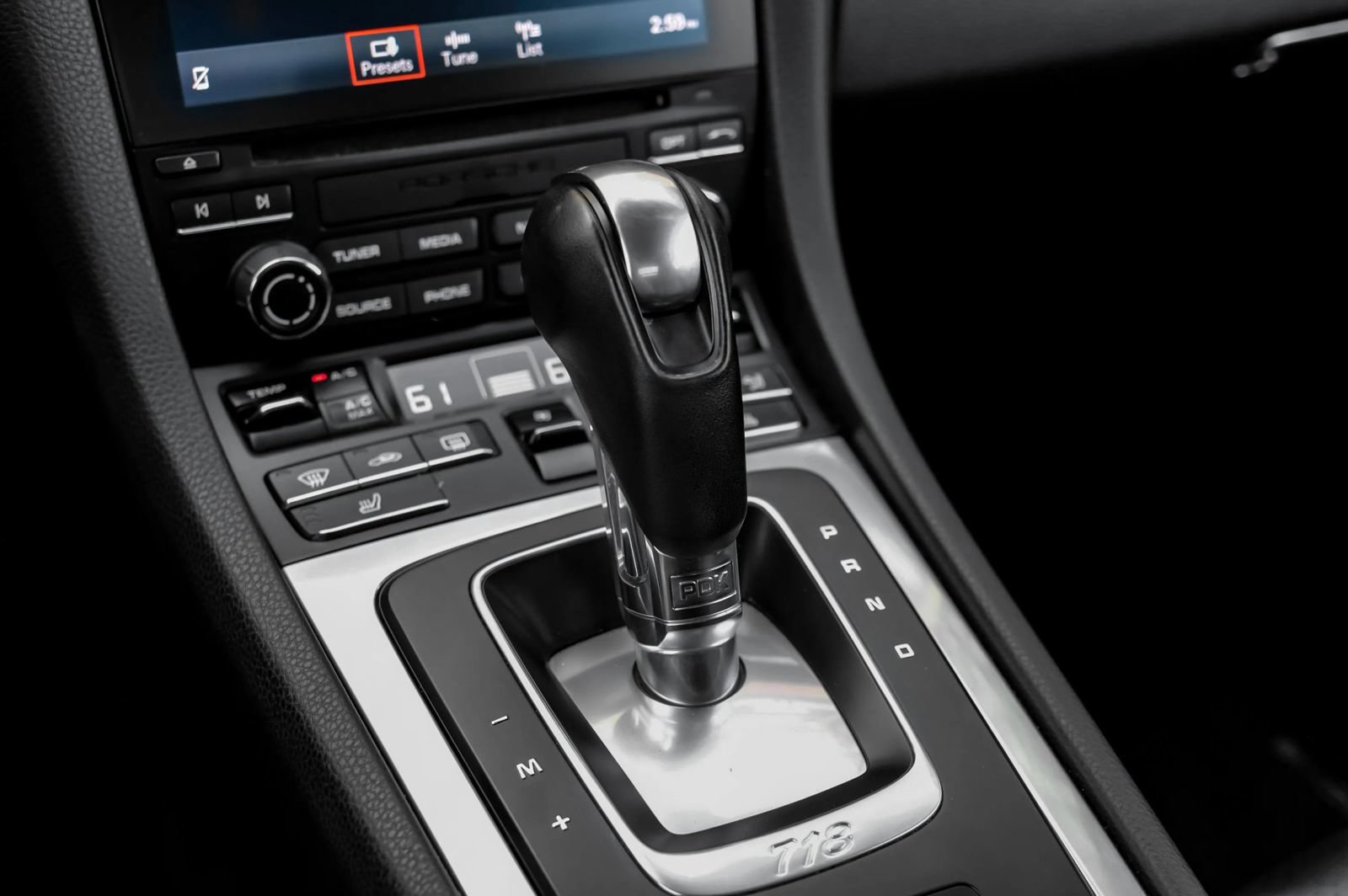 Used 2019 Porsche 718 Cayman S RWD image 26