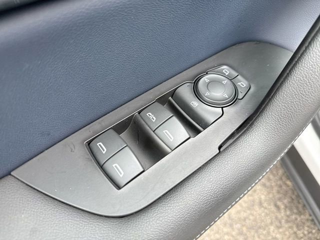 Used 2023 Chevrolet Blazer RS w/ Enhanced Convenience Package image 13