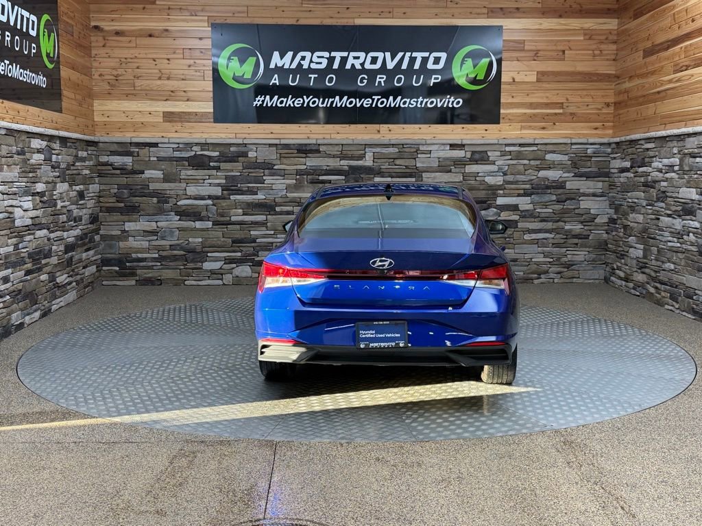 Certified 2023 Hyundai Elantra SEL w/ Convenience Package image 8