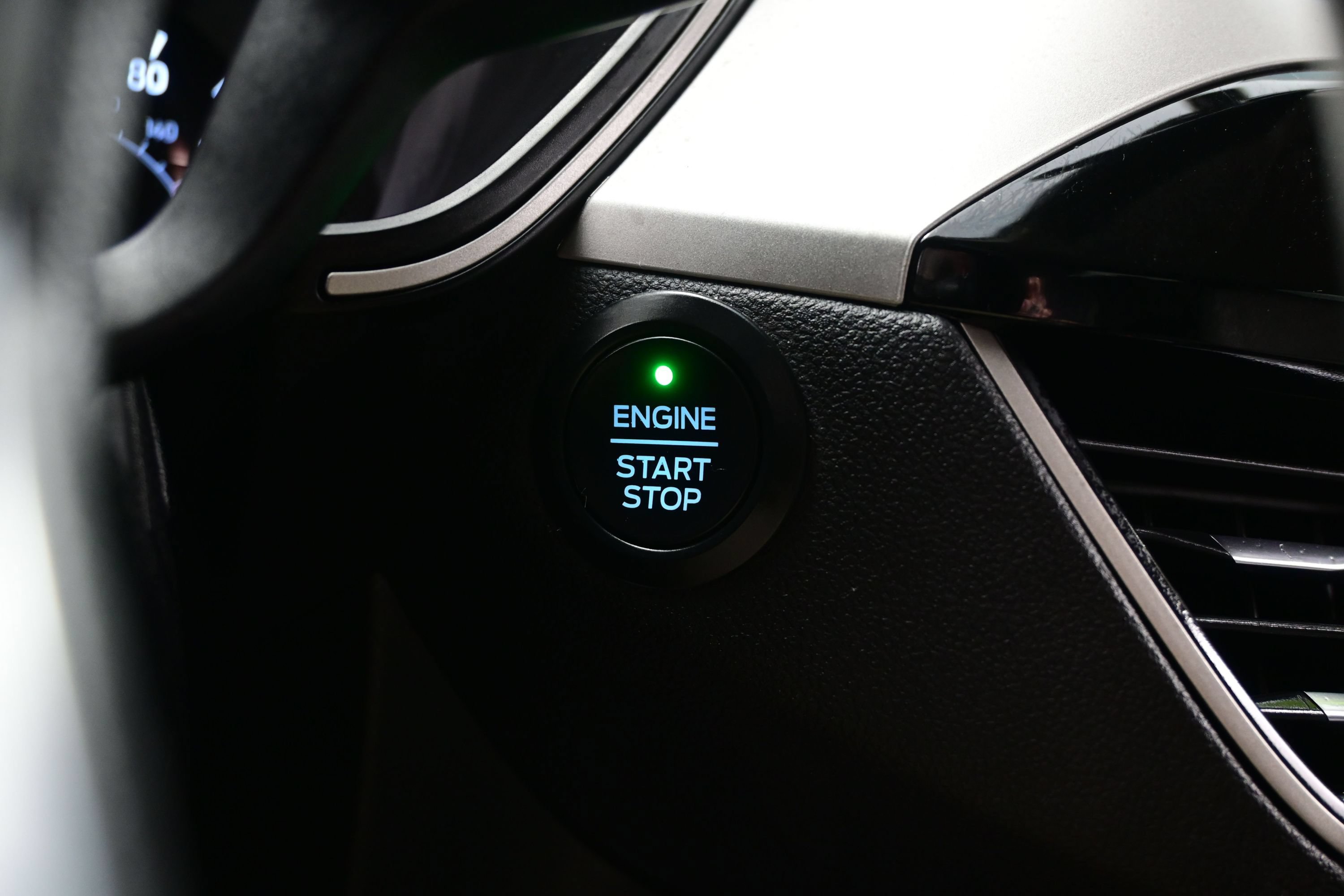 Used 2020 Ford Escape SE AWD/4WD image 22