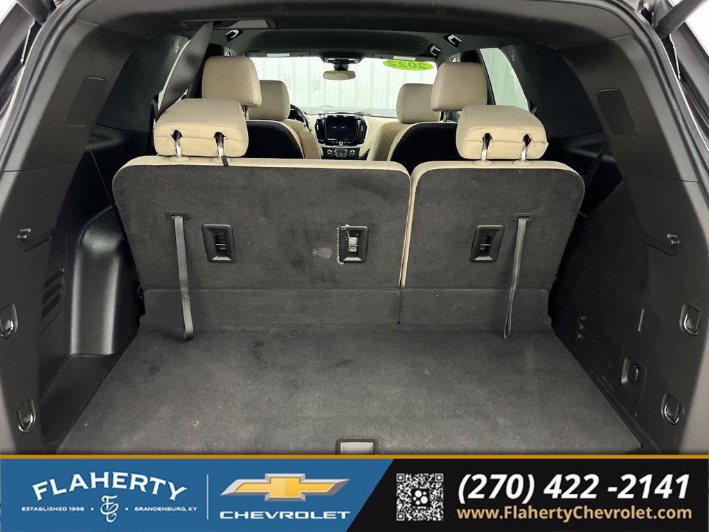 Used 2022 Chevrolet Traverse LT FWD image 20