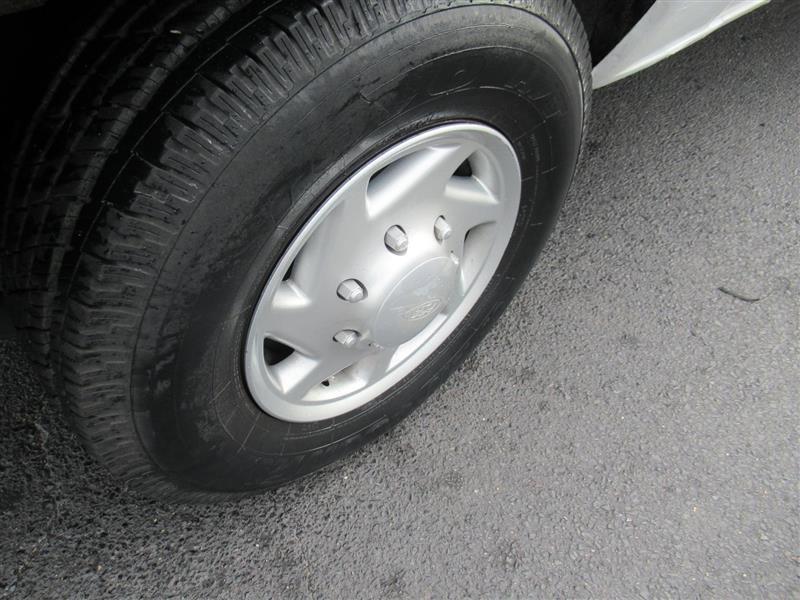 Used 2011 Ford E-250 and Econoline 250 w/ Insulation Pkg image 14