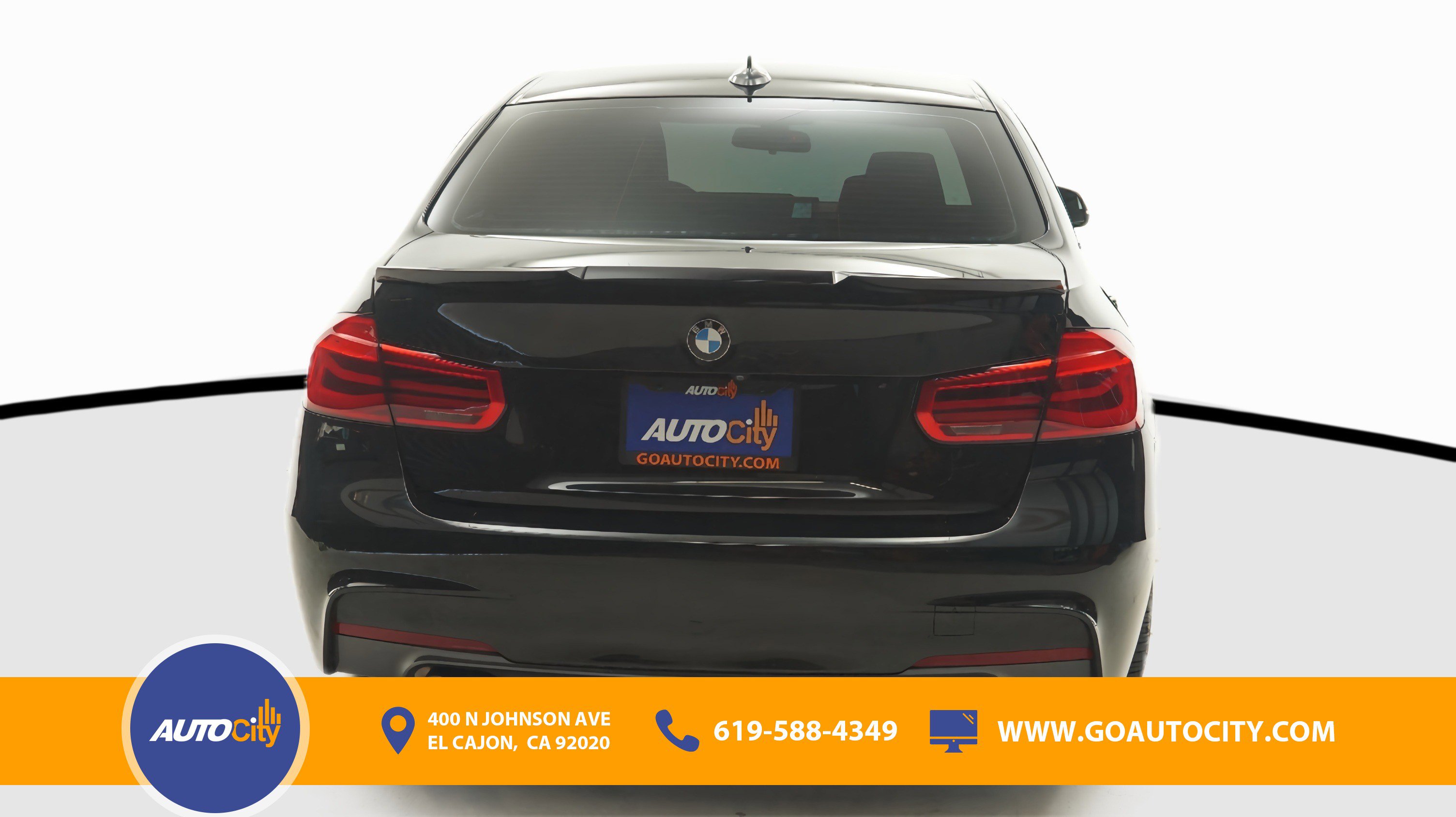 Used 2018 BMW 330e w/ M Sport Package image 12