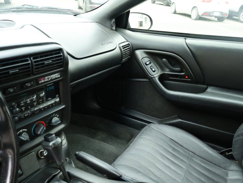 Used 2002 Chevrolet Camaro Z28 w/ Sport Appearance Pkg RWD image 28