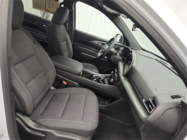 Used 2025 Chevrolet Traverse LT w/ LPO, Floor Liner Package image 35