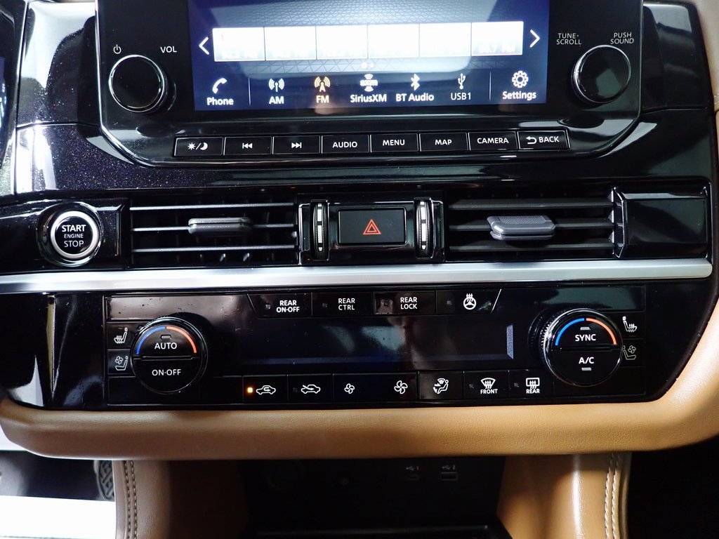 Used 2024 Nissan Pathfinder Platinum image 27