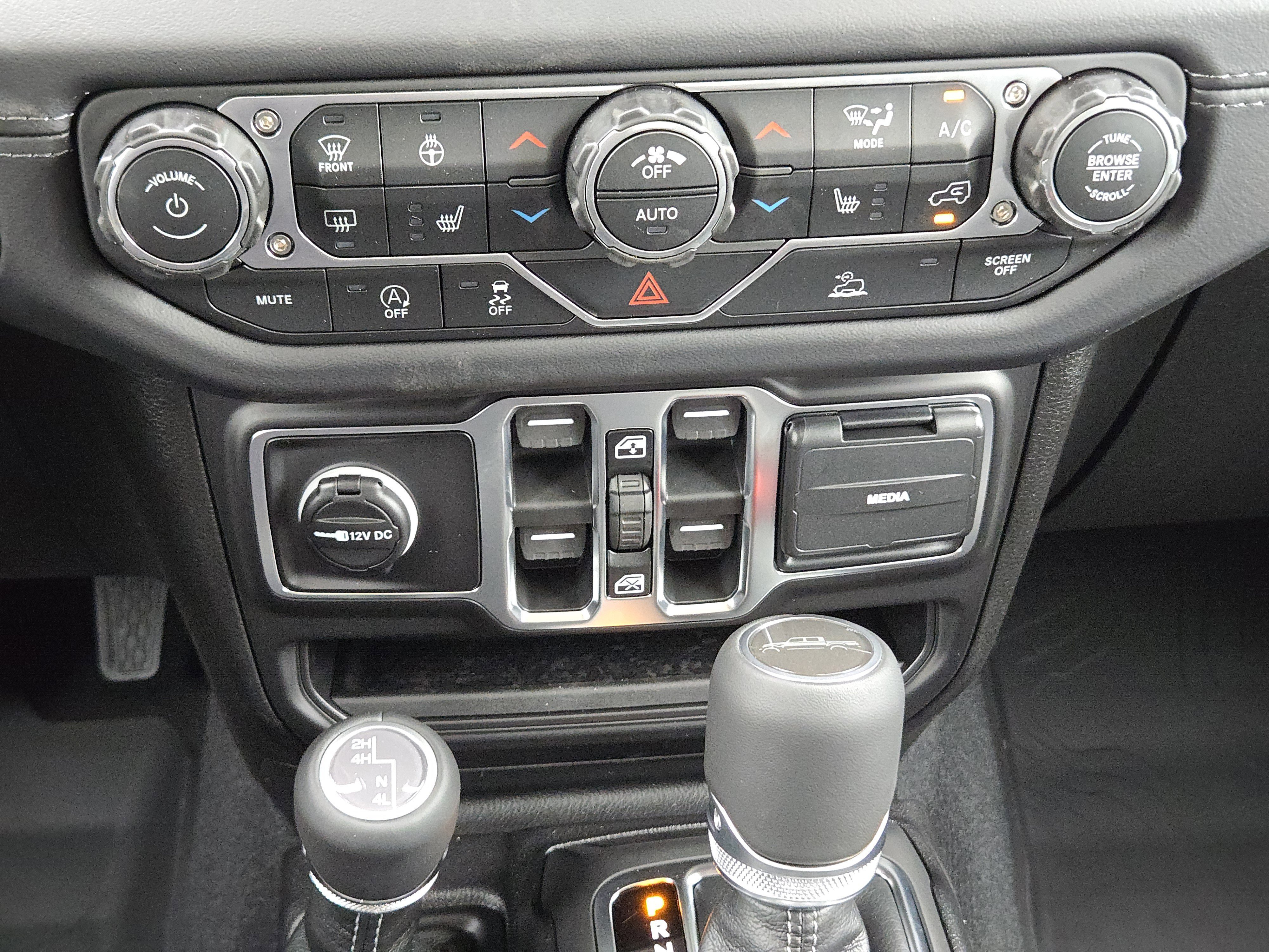 New 2026 Jeep Gladiator Sport AWD/4WD image 16