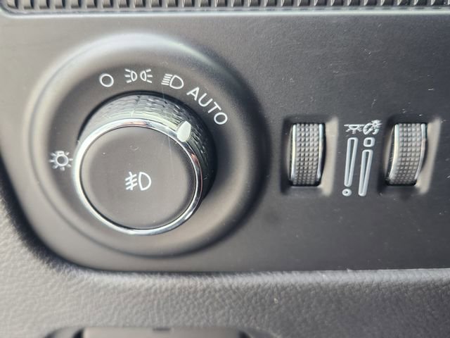Used 2023 Jeep Wagoneer Series II AWD/4WD image 34