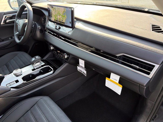 New 2026 Mitsubishi Outlander SE FWD image 11