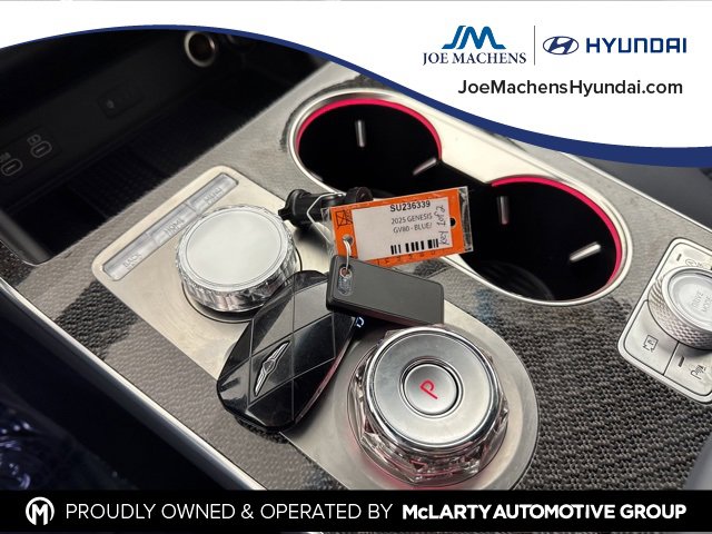 Used 2025 Genesis GV80 3.5T e-SC image 32