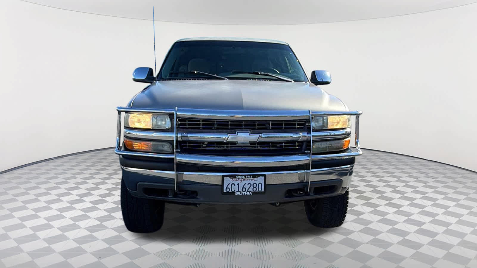 Used 2000 Chevrolet Silverado 1500 LS AWD/4WD video 2