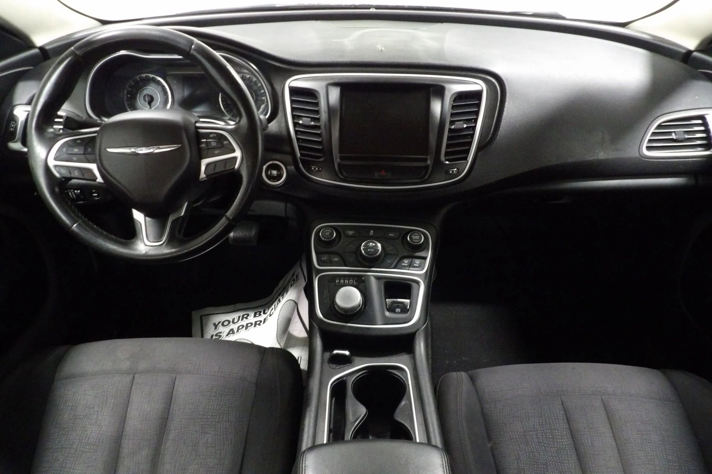 Used 2015 Chrysler 200 Limited w/ Convenience Group image 11