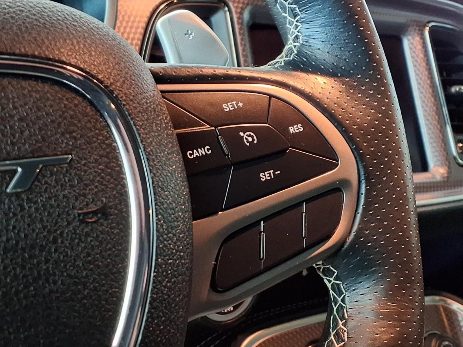 Used 2019 Dodge Challenger SRT Hellcat Redeye image 21