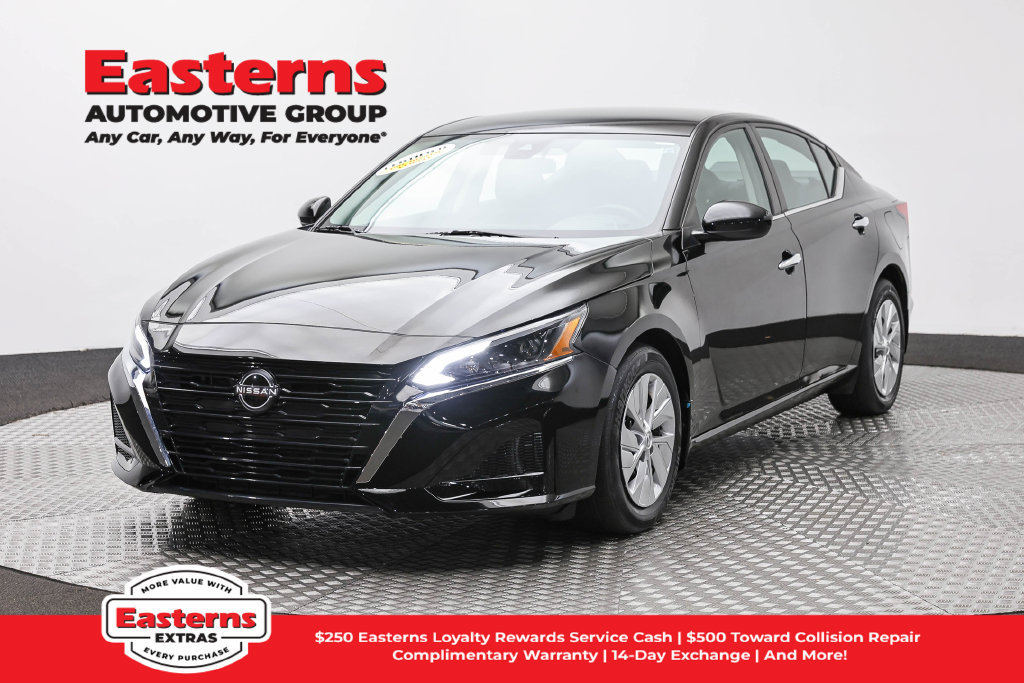 Used 2023 Nissan Altima 2.5 S FWD image 1