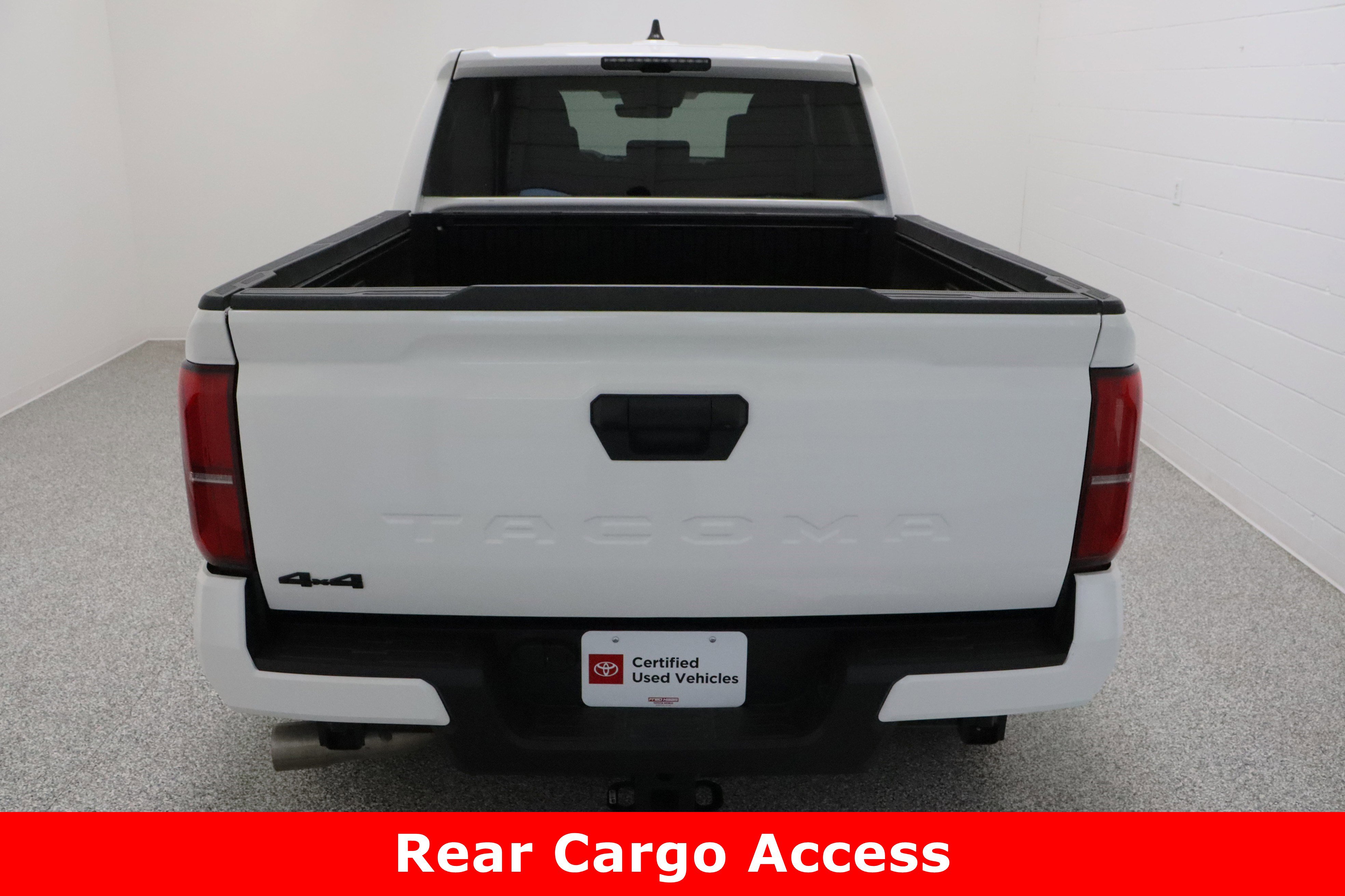 Certified 2025 Toyota Tacoma TRD Off-Road AWD/4WD image 8