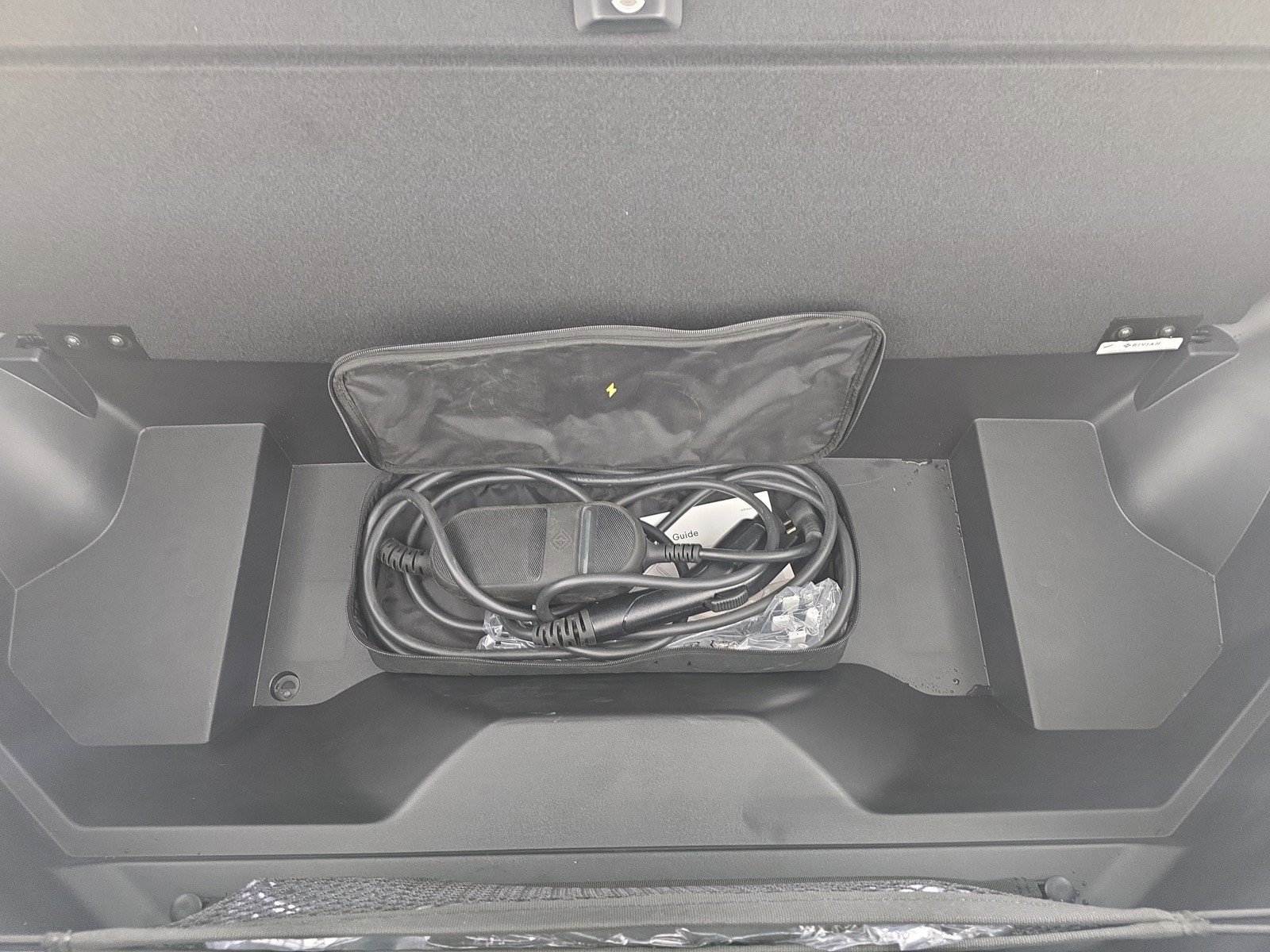 Used 2024 Rivian R1S Adventure image 14