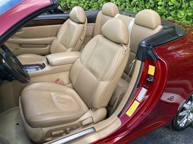 Used 2009 Lexus SC 430 Convertible RWD image 15