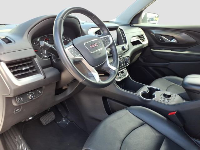 Used 2024 GMC Terrain SLT image 18