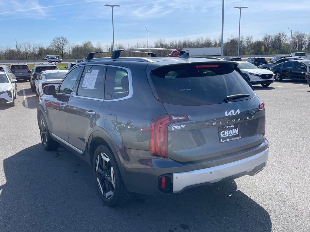 Used 2024 Kia Telluride S w/ S Sunroof Package image 5