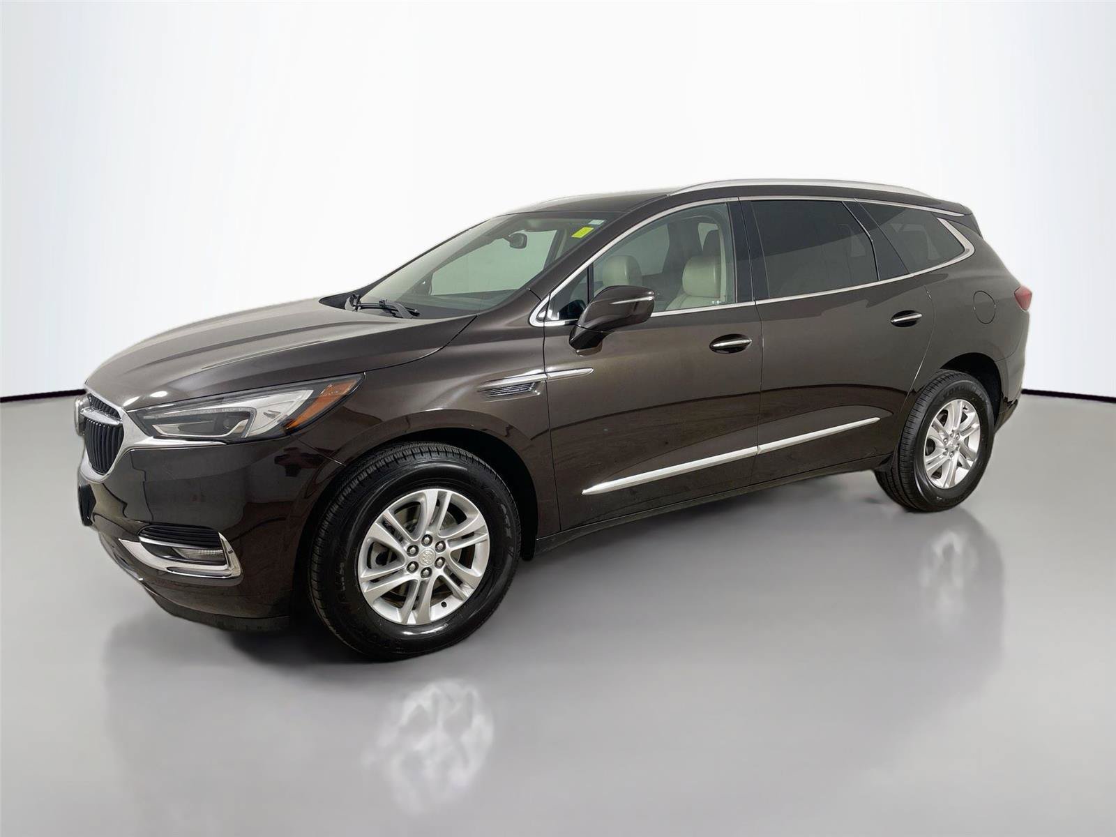 Used 2018 Buick Enclave Essence w/ Trailering Package AWD/4WD image 8