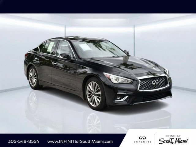 Used 2022 INFINITI Q50 Luxe w/ Cargo Package RWD image 3