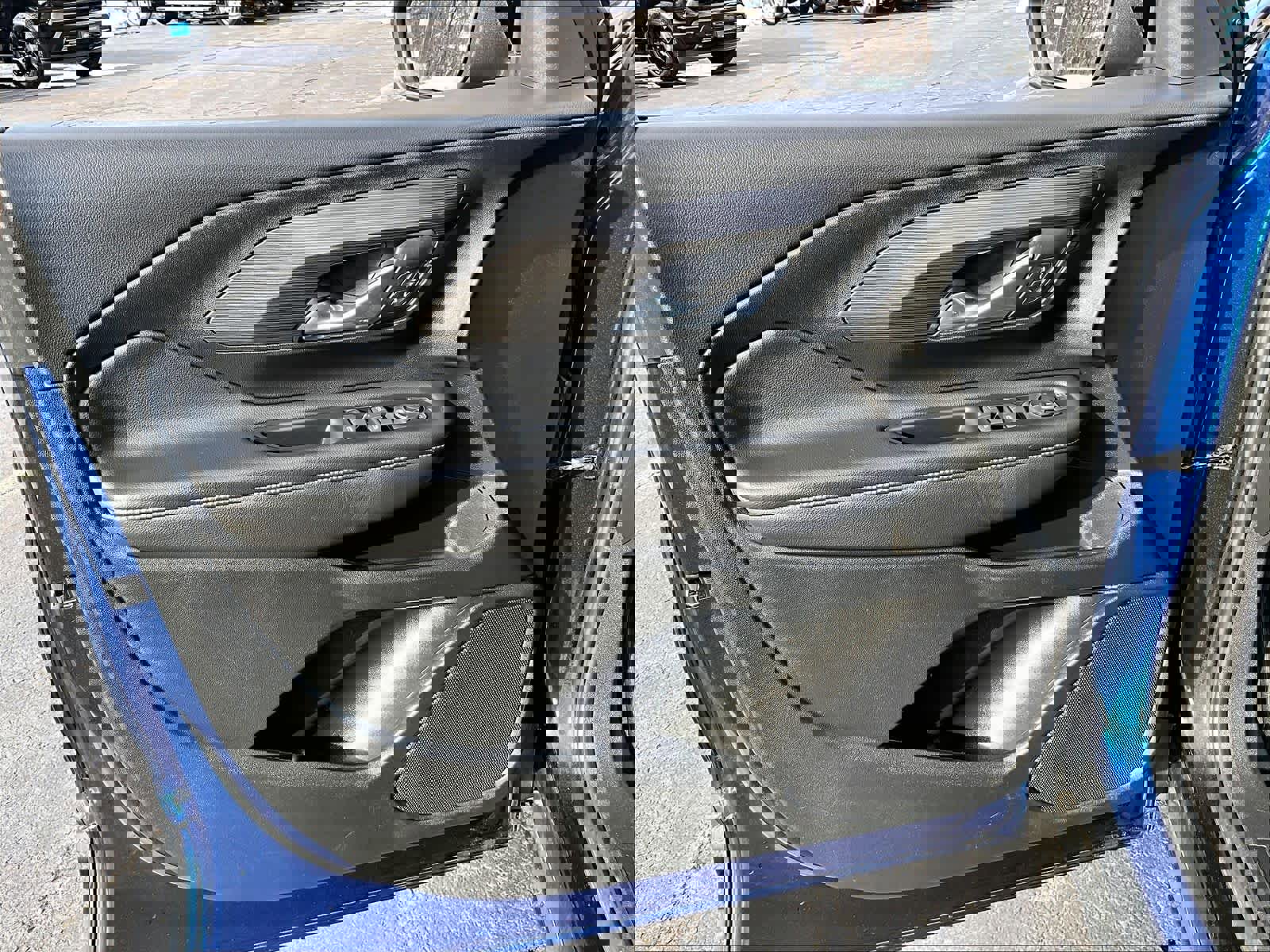 Used 2022 GMC Terrain SLE w/ Driver Convenience Package image 9